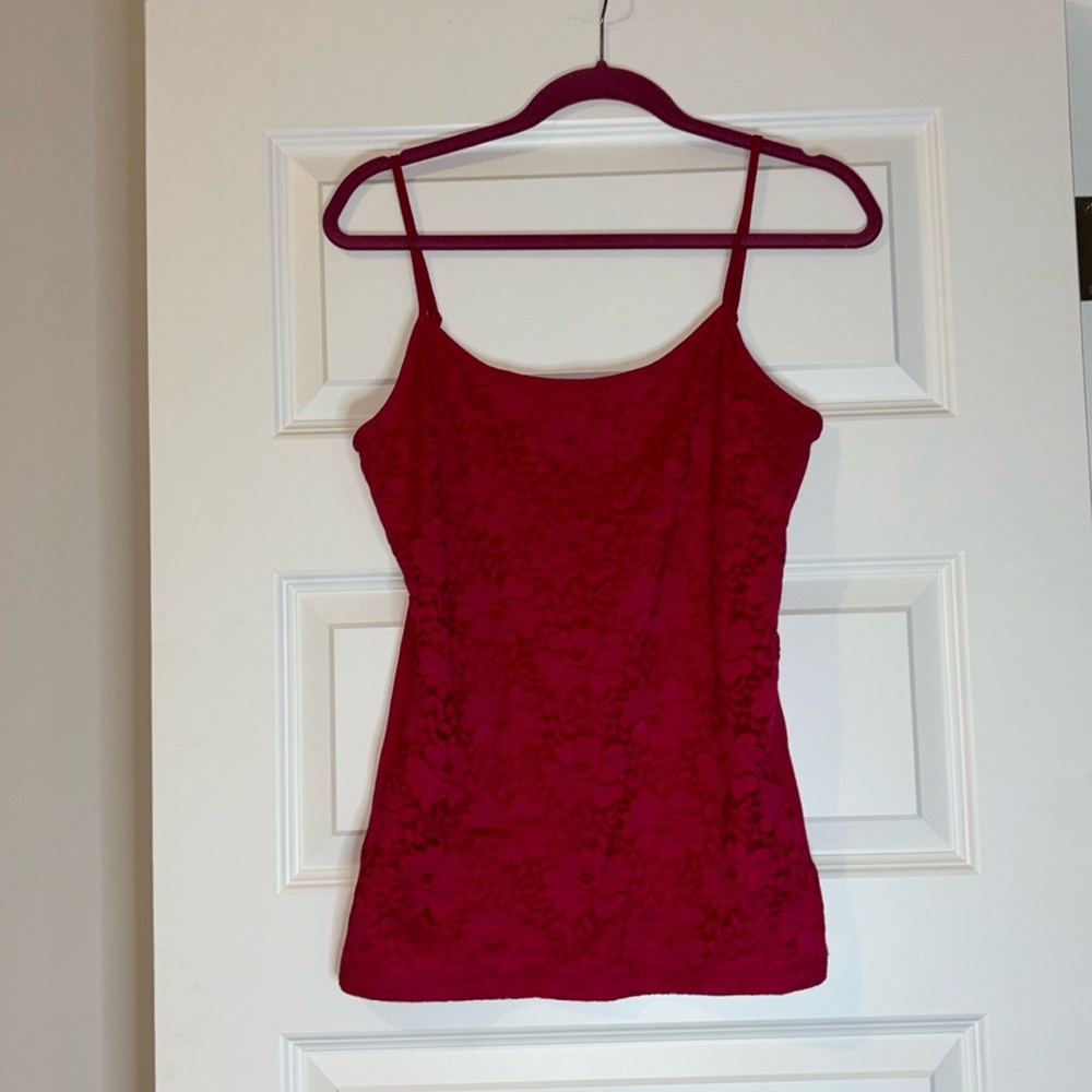NWOT Aéropostale favorite cami magenta with lace adjustable straps